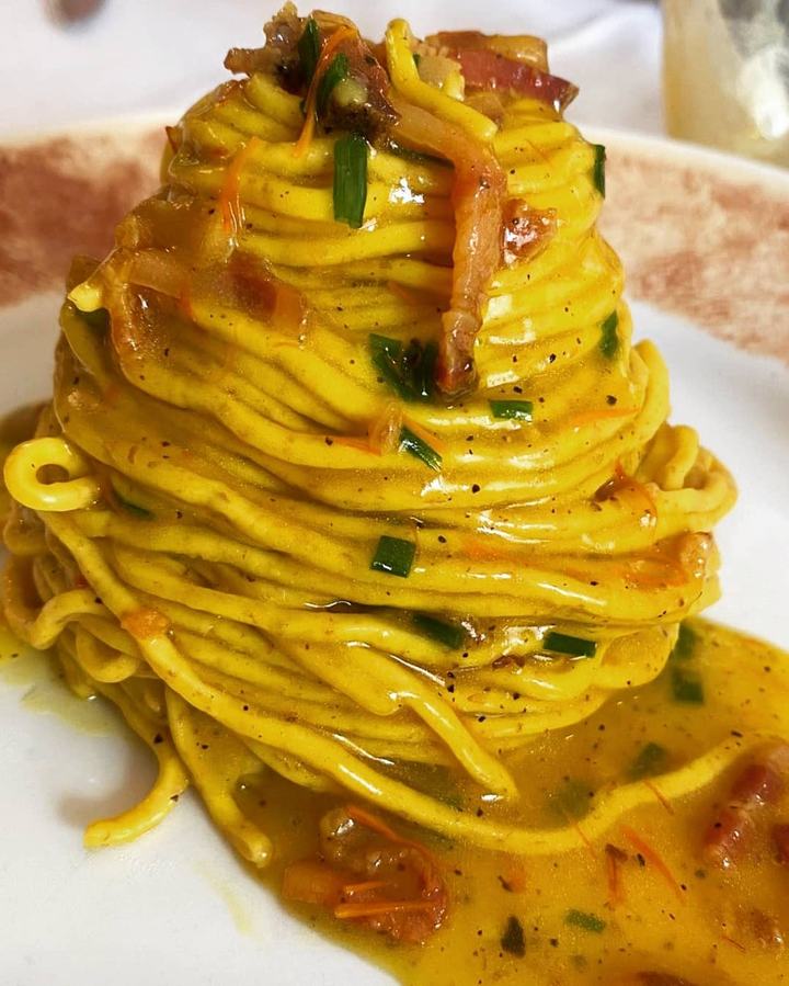 Chitarra allo zafferano